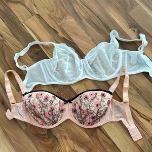Freya Bundle of 2 White and Peach Floral Lace Underwire Bras Size 30K
